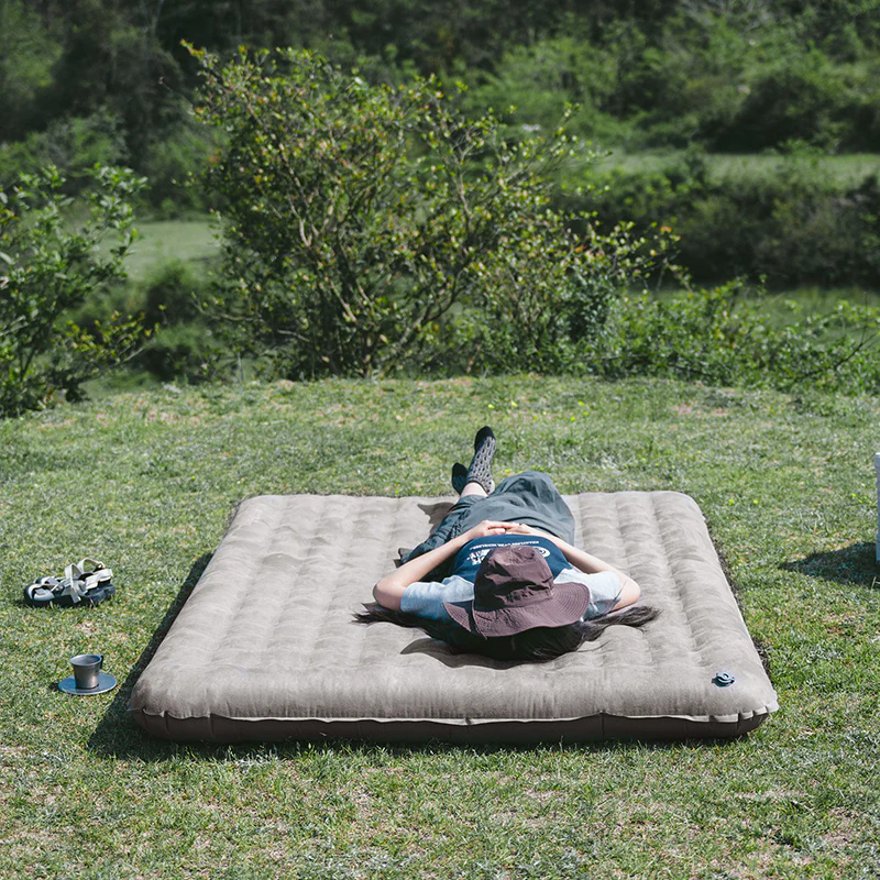 Inflatable Camping Sleeping Pad - Image 4