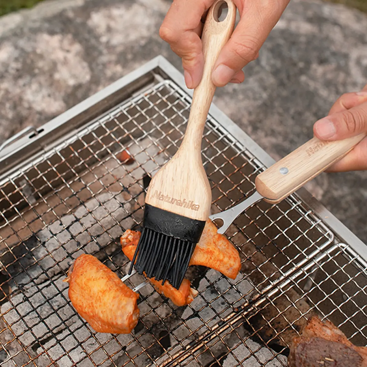 Outdoor Fork Charcoal Clip BBQ Grilling TooL - Image 4