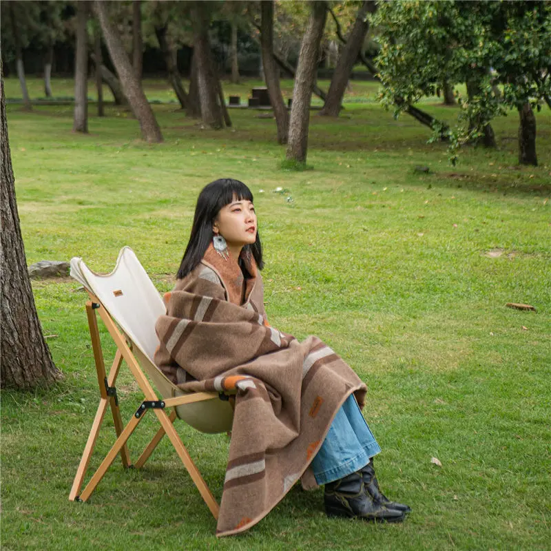 Naturehike Outdoor Warm Geometric Carpet Wool Blanket - Image 6