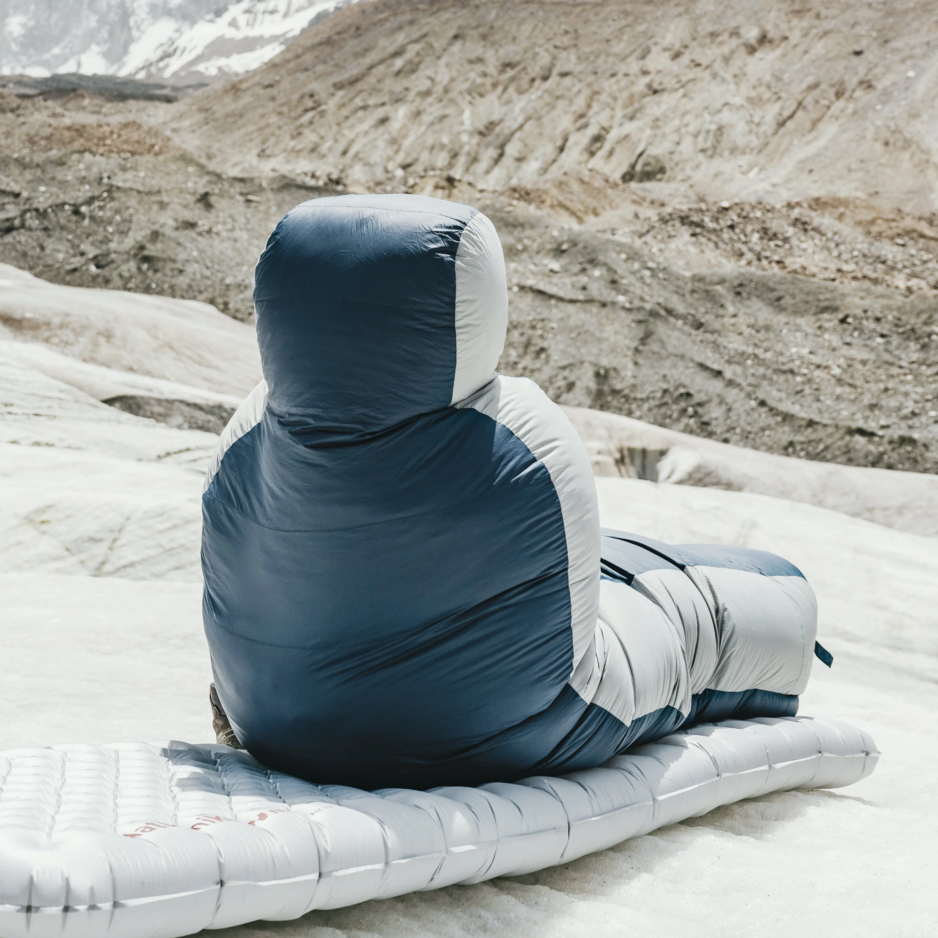 Ultralight 850FP Goose Down Winter Sleeping Bag - Image 9