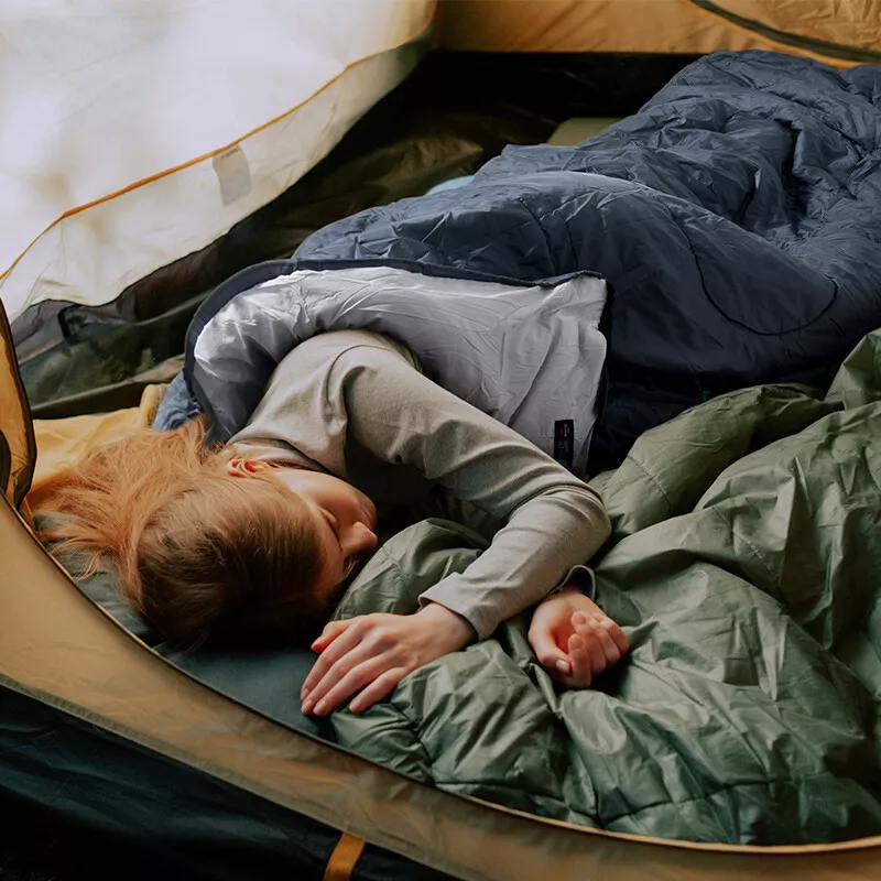 Y150L™ Hooded Synthetic Sleeping Bag 52°F / 11°C - Image 3